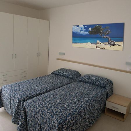 Residence I Delfini Cupra Marittima Exteriör bild