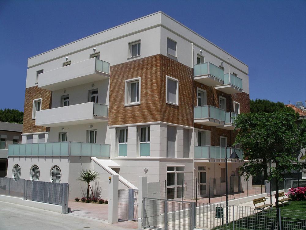 Residence I Delfini Cupra Marittima Exteriör bild