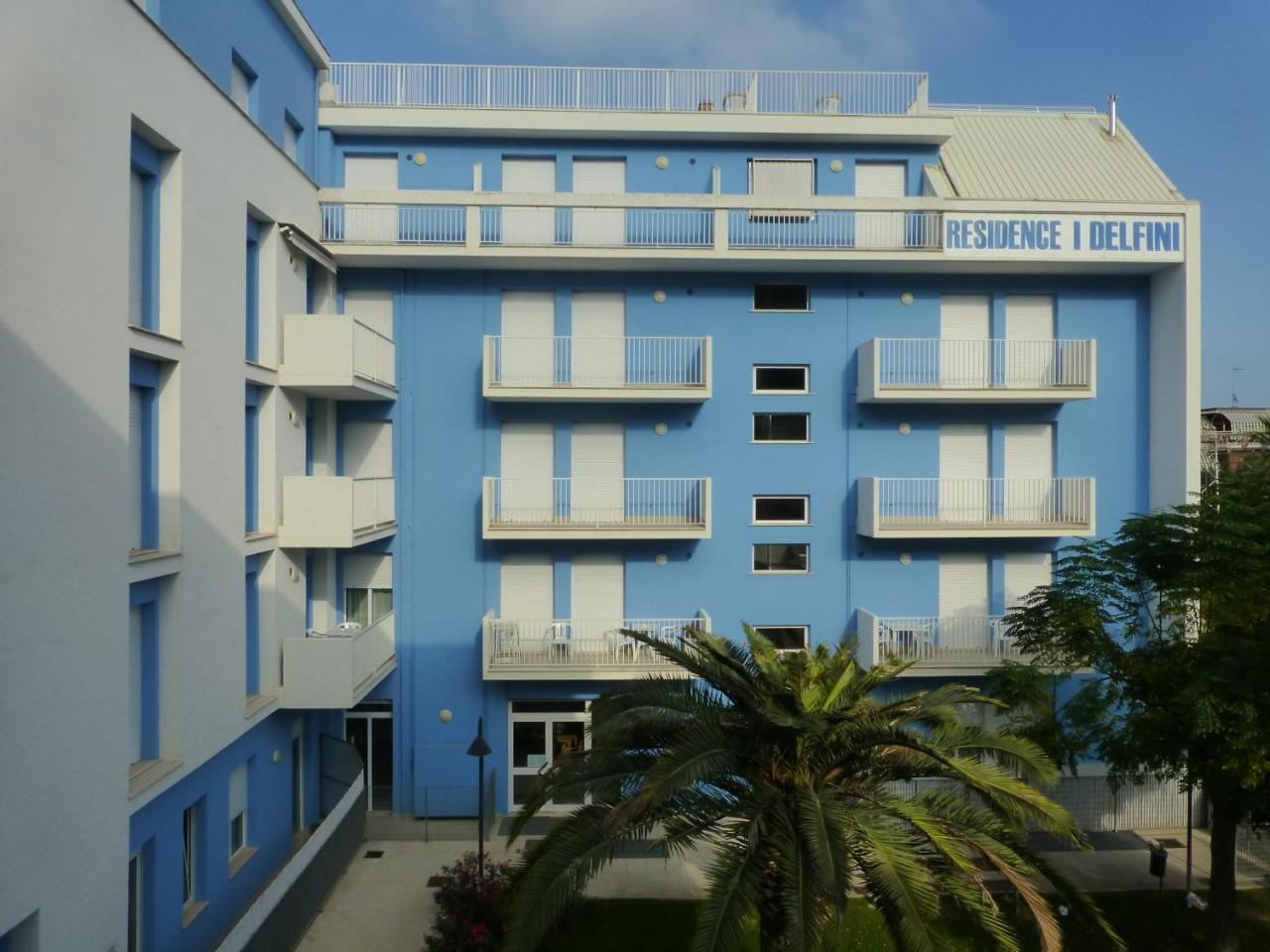 Residence I Delfini Cupra Marittima Exteriör bild